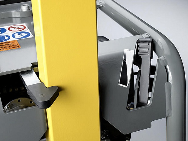 Реверсивная виброплита бензиновая Wacker Neuson